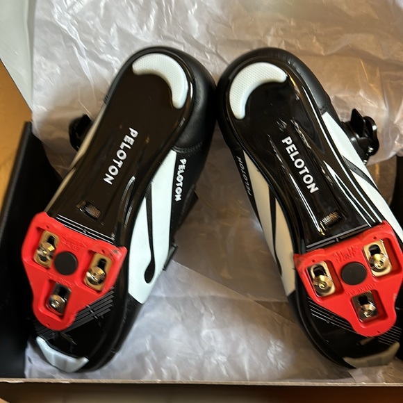 Peloton Cycling Shoe size 38 - Picture 2 of 4